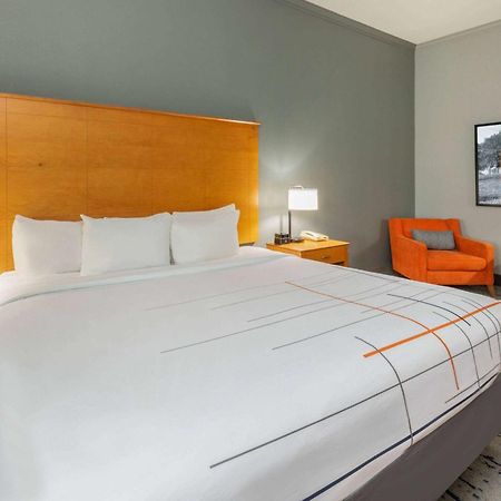 La Quinta By Wyndham Bridgeport Otel Dış mekan fotoğraf