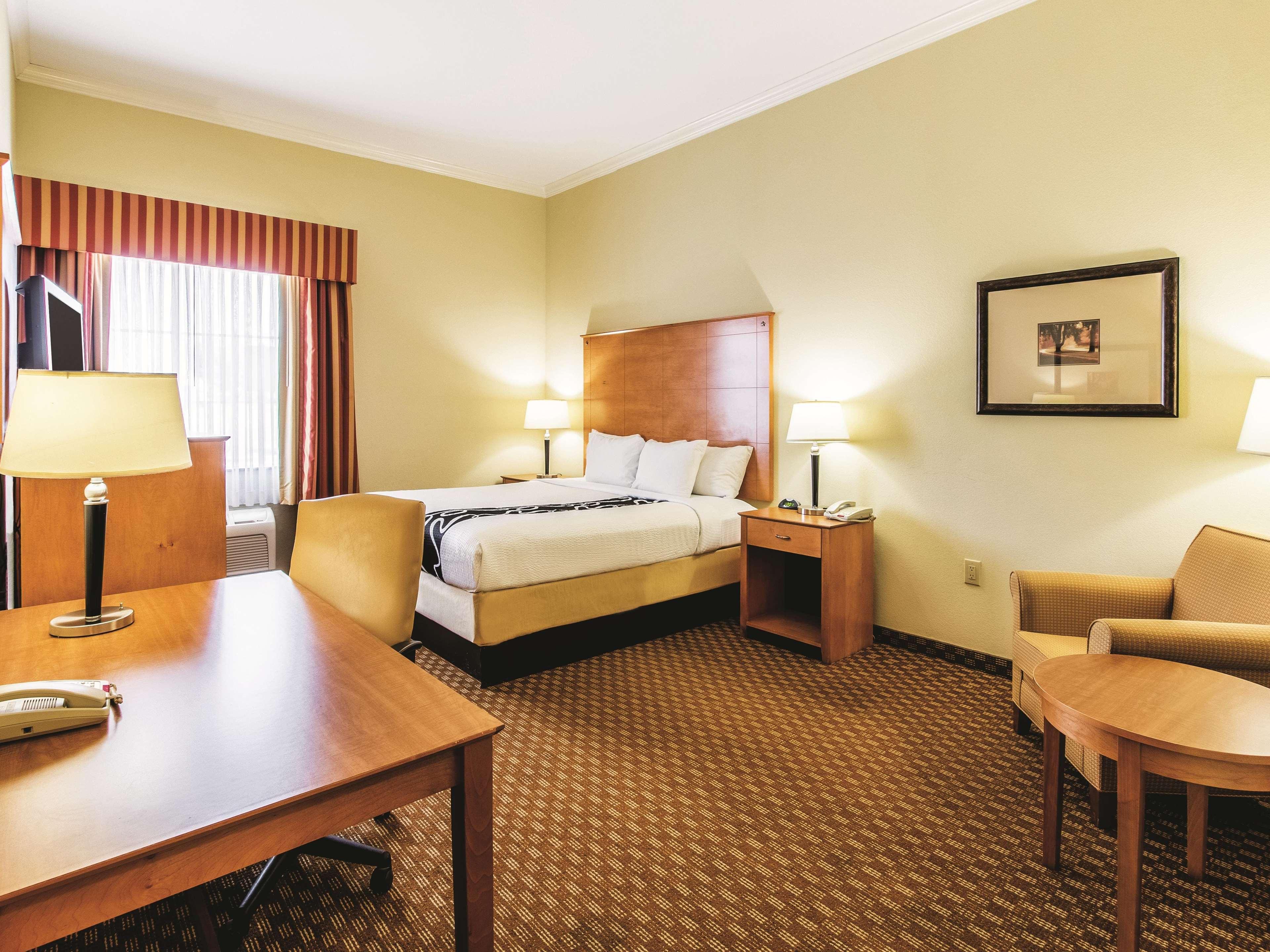 La Quinta By Wyndham Bridgeport Otel Dış mekan fotoğraf